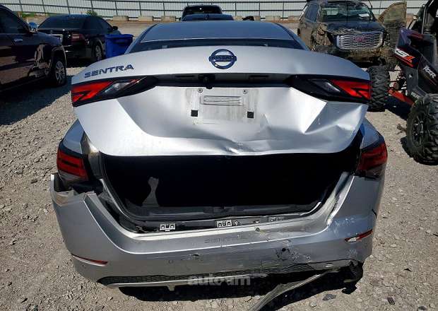 Nissan Sentra