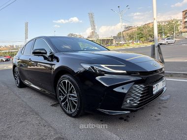 Toyota Camry  2026 