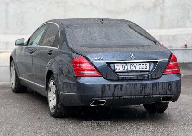 Mercedes-Benz S 600