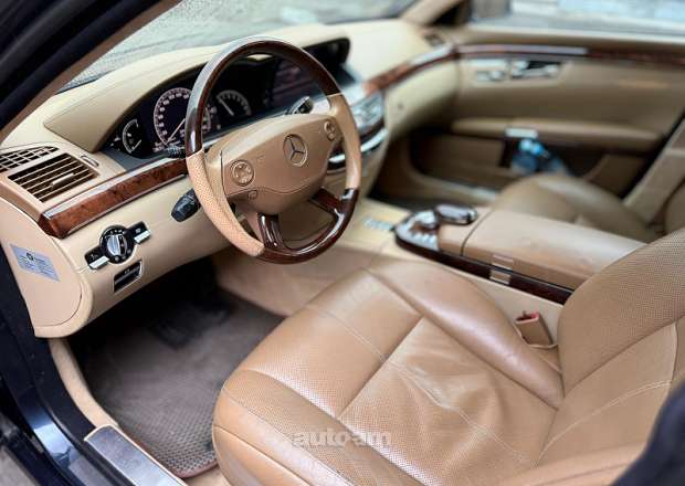 Mercedes-Benz S 600