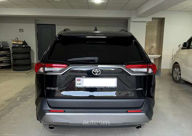 Toyota Rav 4