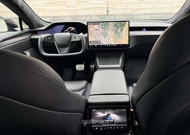 Tesla Model S 2022 — լուսանկար 10