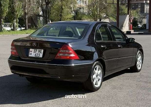 Mercedes-Benz C 240