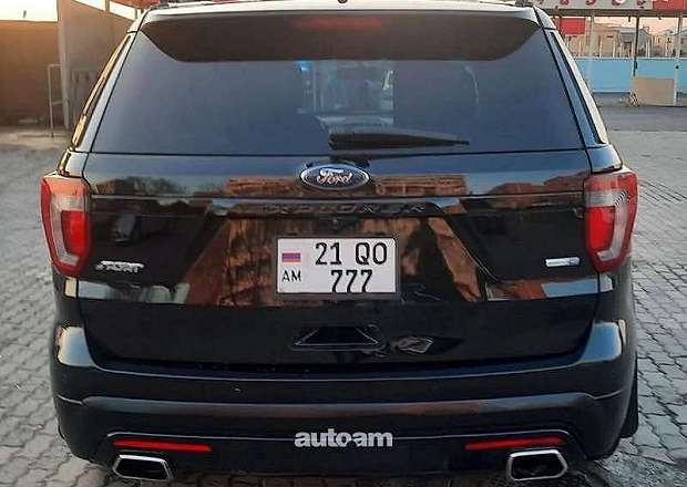 Ford Explorer 2017 — լուսանկար 1