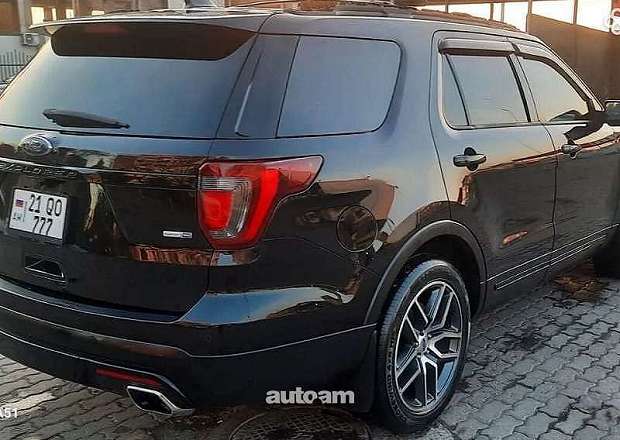 Ford Explorer 2017 — լուսանկար 11