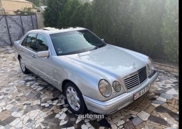 Mercedes-Benz E 280