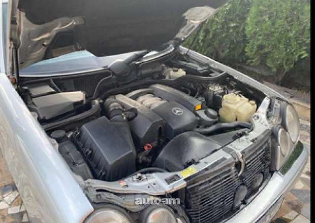 Mercedes-Benz E 280