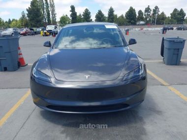 Tesla Model 3  2024 