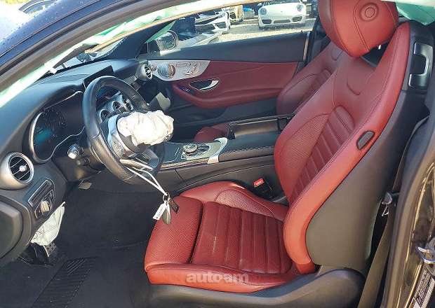 Mercedes-Benz C 300