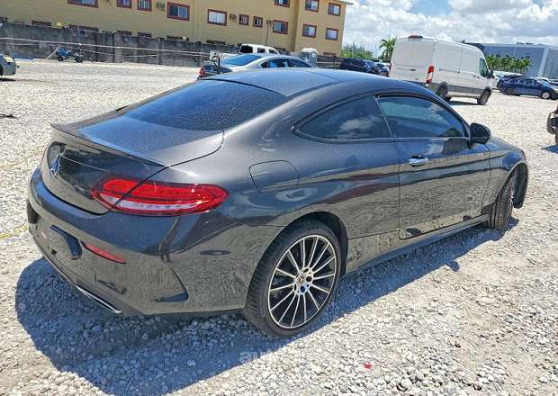 Mercedes-Benz C 300