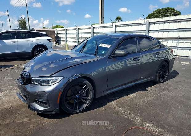 BMW 330