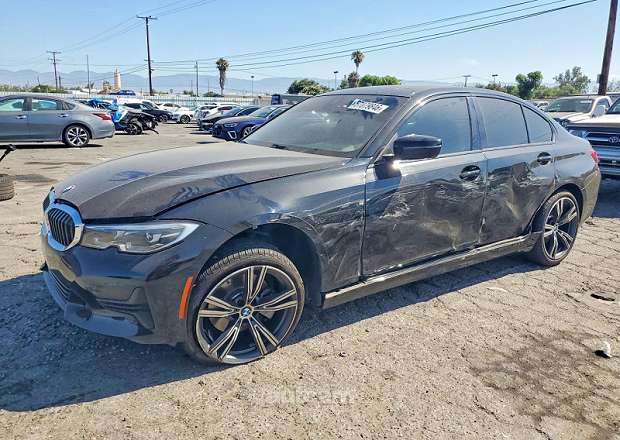 BMW 330