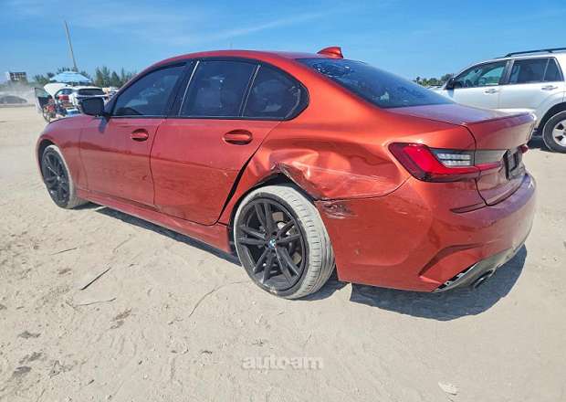 BMW 330