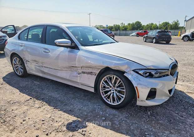 BMW 330