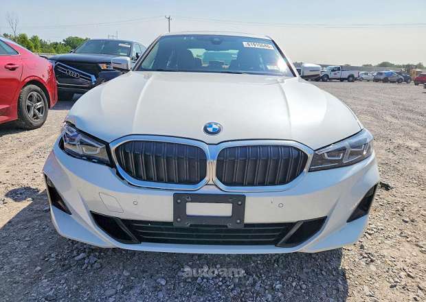 BMW 330