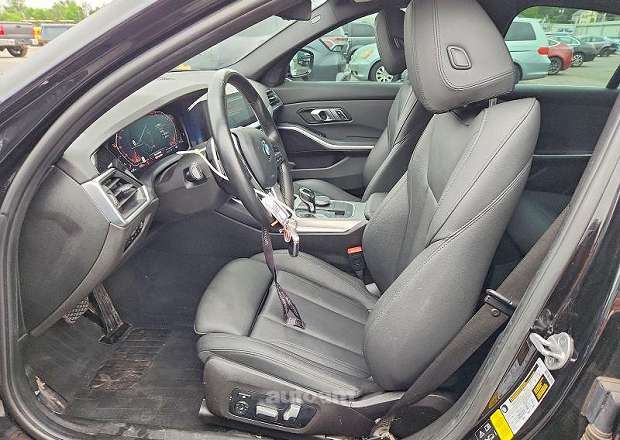 BMW 330