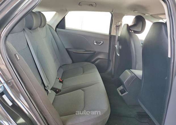 Kia K4