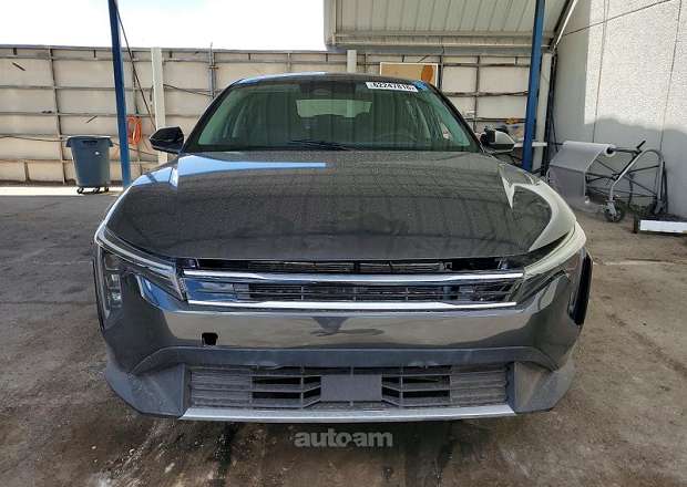 Kia K4