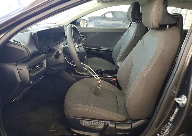 Kia K4