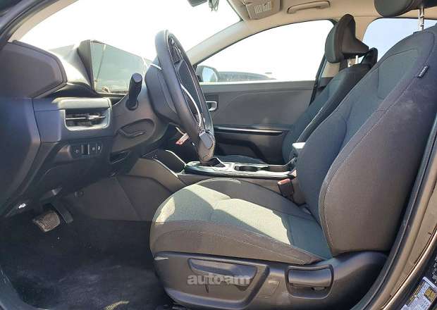 Kia K4