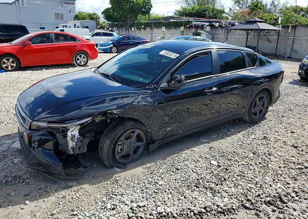 Kia K4