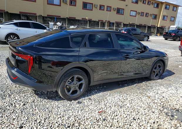 Kia K4