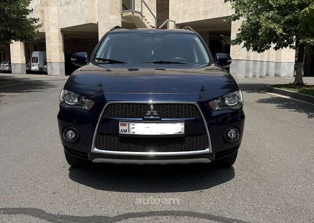 Mitsubishi Outlander 2011 — լուսանկար 2