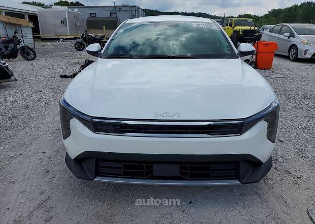 Kia K4