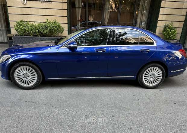 Mercedes-Benz C 180