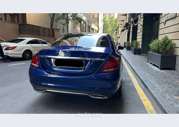 Mercedes-Benz C 180