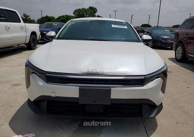 Kia K4