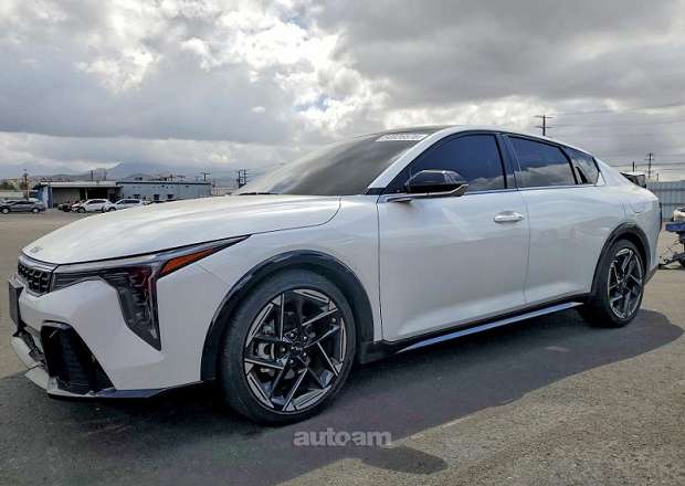 Kia K4