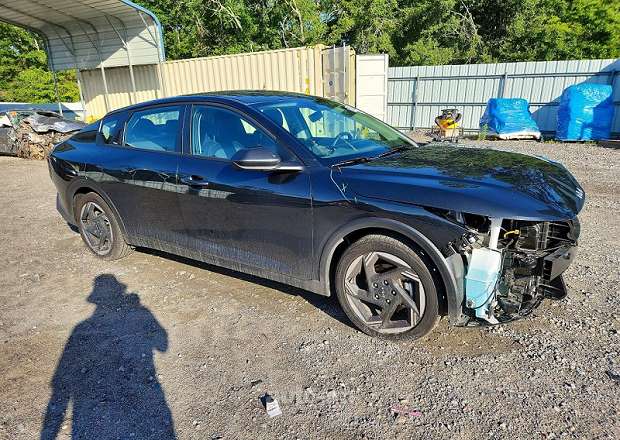 Kia K4