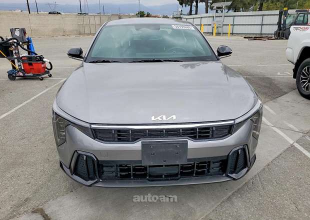Kia K4