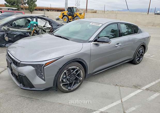 Kia K4