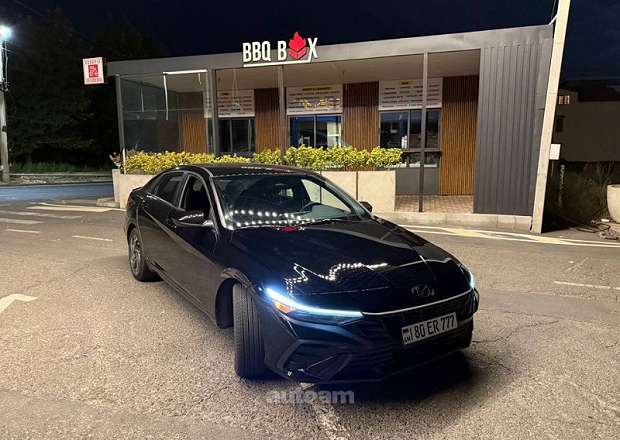 Hyundai Elantra