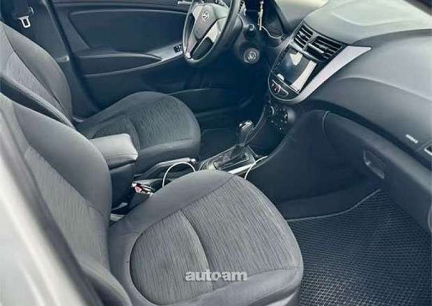 Hyundai Solaris 2015 — լուսանկար 10