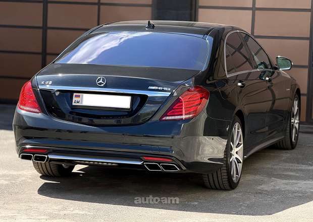 Mercedes-Benz S 63 AMG