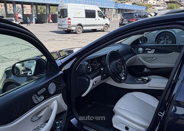 Mercedes-Benz E 300 2018 — լուսանկար 10