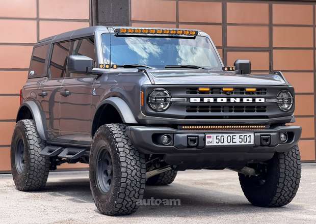 Ford Bronco