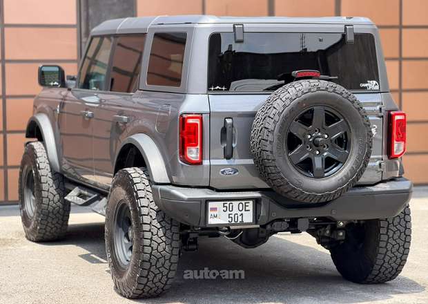 Ford Bronco