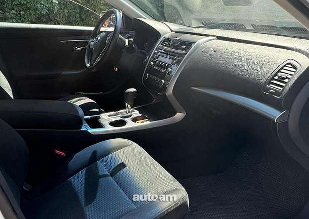 Nissan Altima 2015 — լուսանկար 10