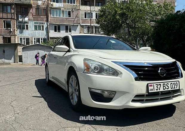 Nissan Altima 2015 — լուսանկար 1