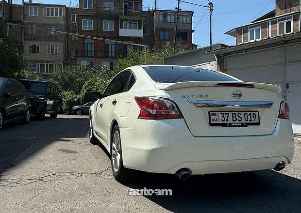 Nissan Altima 2015 — լուսանկար 4