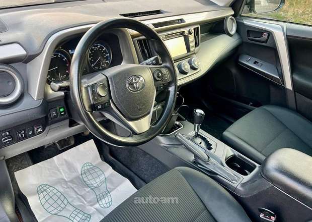 Toyota Rav 4 2017 — լուսանկար 6