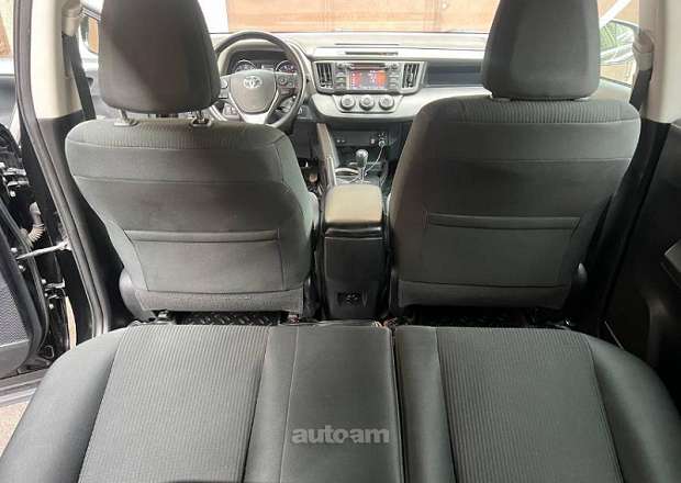 Toyota Rav 4 2017 — լուսանկար 9