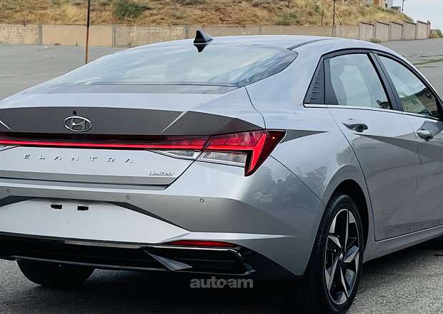 Hyundai Elantra 2020 — լուսանկար 4