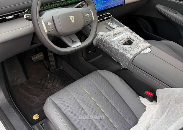 Changan Deepal S07