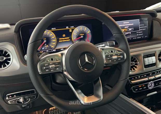 Mercedes-Benz G 500