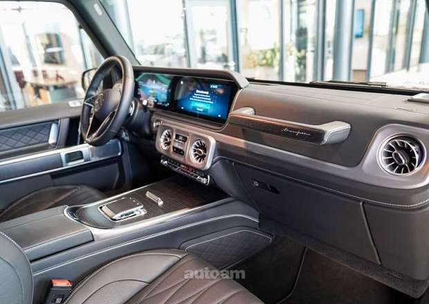 Mercedes-Benz G 500
